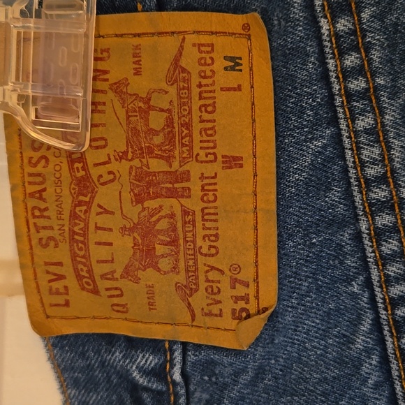 Vintage Levi's 517 Boot Cut Slim Fit Jeans - Picture 5 of 7
